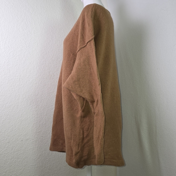 Free People Camel Brown Oversized V-Neck Sweater Slouchy Knit Pullover Size S - Picture 3 of 11